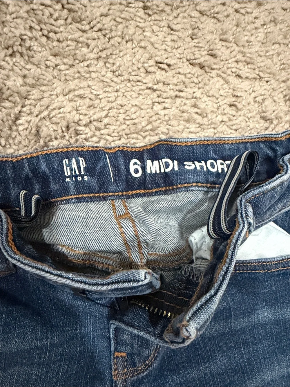 GAP classic dark
